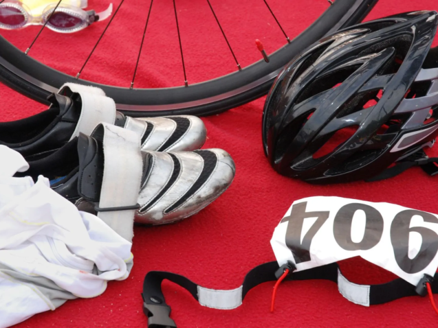 Sprzęt niezbędny do triathlonu – przewodnik dla początkujących